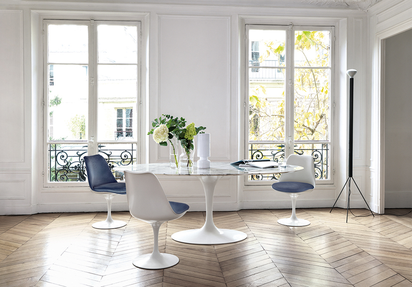 Saarinen Tulip table and chairs